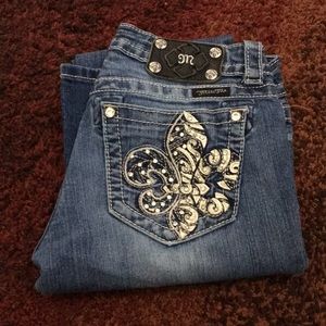 CLOSET BLOWOUT! Miss Me Jeans 28”